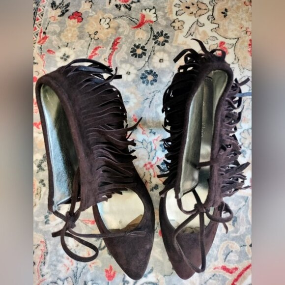 NWOT! Calvin Klein 'Pixy' Brown Suede Heels Size 7.5M - Picture 3 of 12
